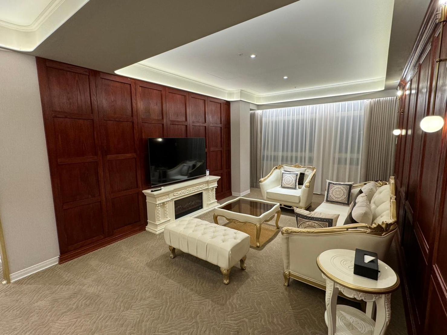 Tryp By Wyndham New Taipei Linkou 新北林口爵怡溫德姆酒店機場捷運mrta9林口站 Zewnętrze zdjęcie