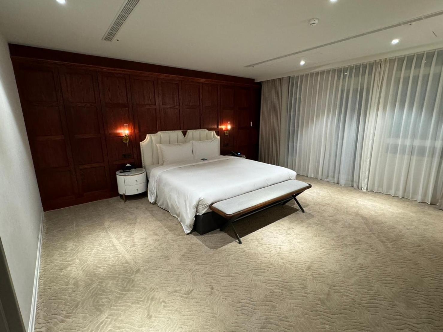 Tryp By Wyndham New Taipei Linkou 新北林口爵怡溫德姆酒店機場捷運mrta9林口站 Zewnętrze zdjęcie